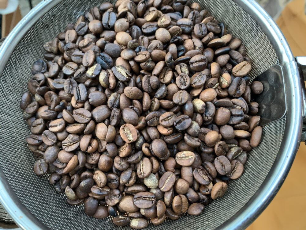 焙煎後の珈琲豆